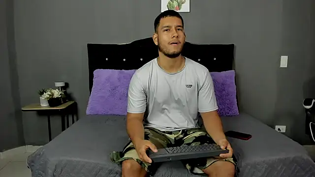 Chatroom XXX en direct de ander_montoyaa