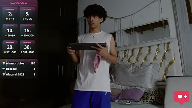 Živý XXX chat ian_smith_