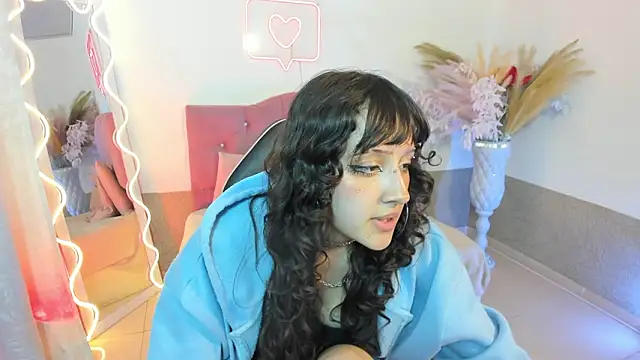 MILY_TAY's Live XXX Chat