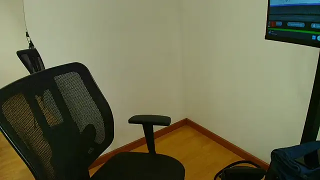 Chat +18 de Kendy_Lians ao vivo