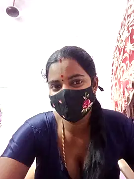 tamilratchasii Show in webcam