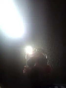 Chat +18 de ClydeCan409 ao vivo