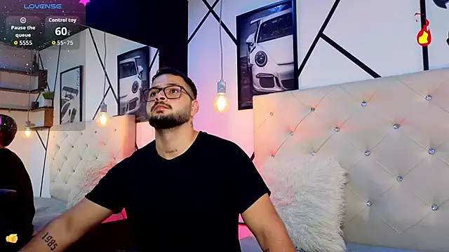 Chat +18 de Andrew_Brown ao vivo