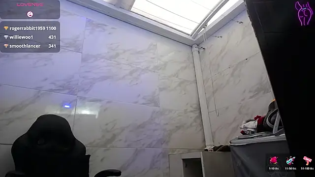 kyra_jeet élő XXX-chatje