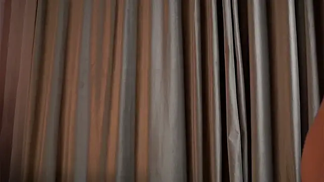 SunnivaCovil's Live XXX Chat