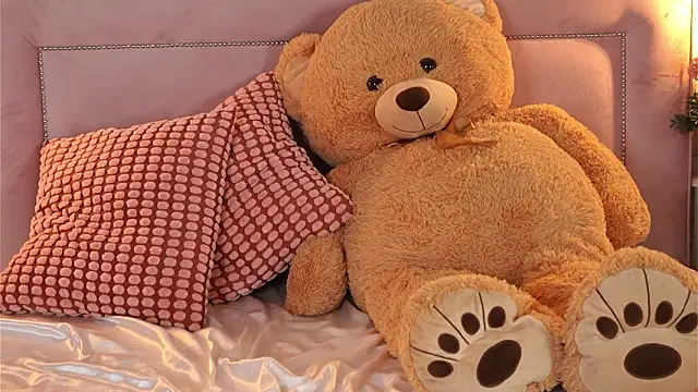 ChannelAngeless élő XXX-chatje