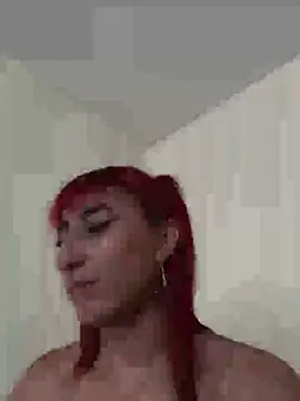 JuliethaDemon_ Adlı Modelin Canlı XXX Sohbeti