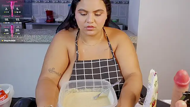 _alina_9 Adlı Modelin Canlı XXX Sohbeti