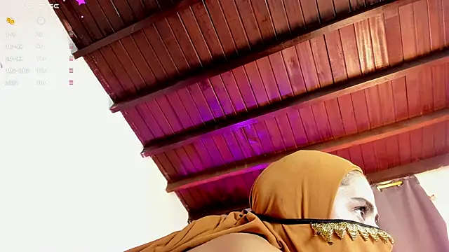 bahiya_aziz Adlı Modelin Canlı XXX Sohbeti