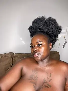 Honeycoco0211 现场XXX聊天