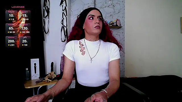 akinoro_ Adlı Modelin Web Kamerası Şovu