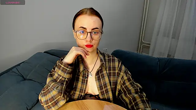 MewStella's Live XXX Chat