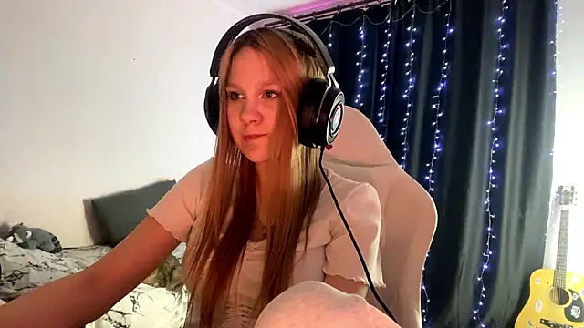 axin_burnell's Live XXX Chat