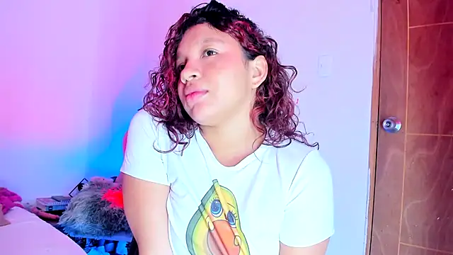 Chat XXX ao vivo de Emily_Coper18