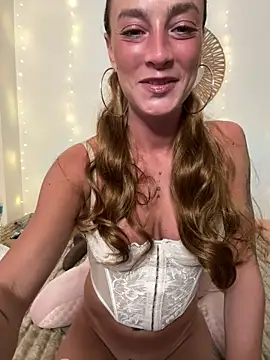 Czat XXX na żywo – Martyca_Beee