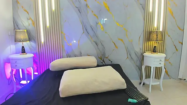 AprillRoss Live XXX Chat