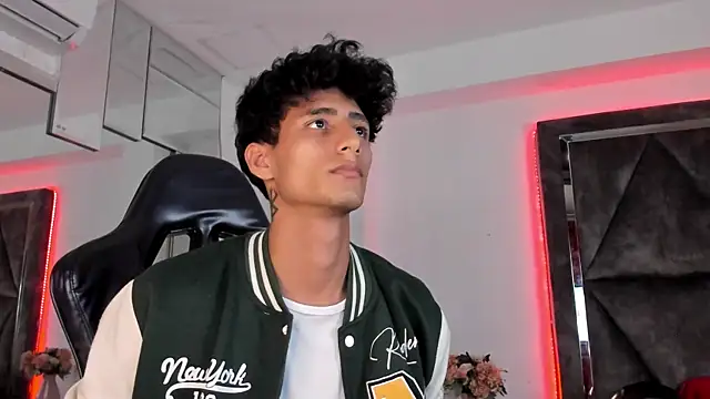 Webkamerová show MaxiimoRomano_