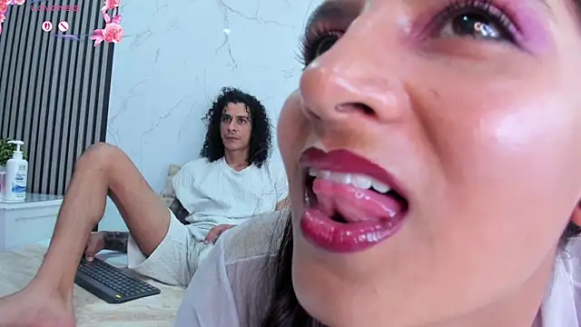 JackAndRosse_ élő XXX-chatje