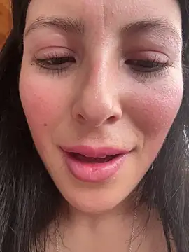 GiuliaBianchi: διαδικτυακό σόου στην κάμερα