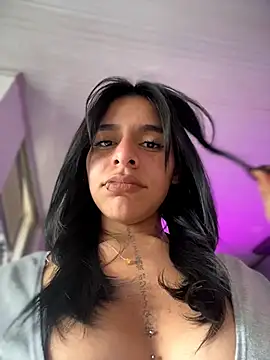 SaraAndrade_ élő XXX-chatje