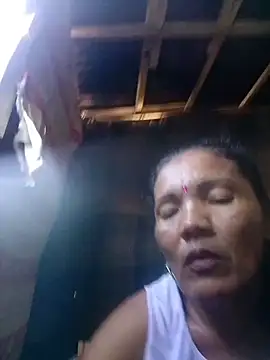 sara_milf777 – Kamerová šou