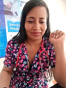 Aitana444 Show Webcam