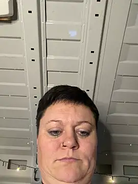 Hairyminkan Live XXX chat