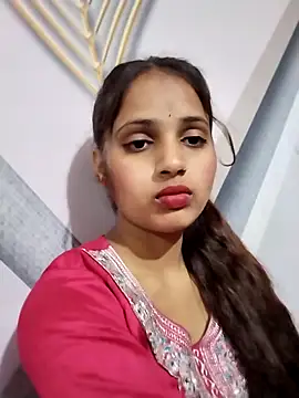 Chatroom XXX en direct de Naina11100