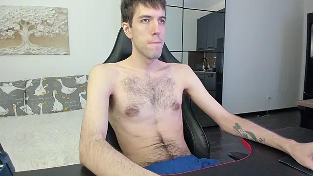 White_Dylan Show in webcam