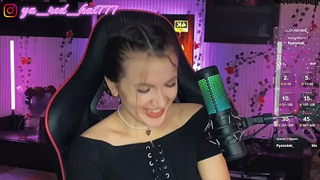 -RED_HAT- – Live XXX-chat