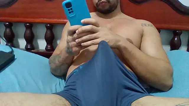 Show de webcam de moreno_dotado22