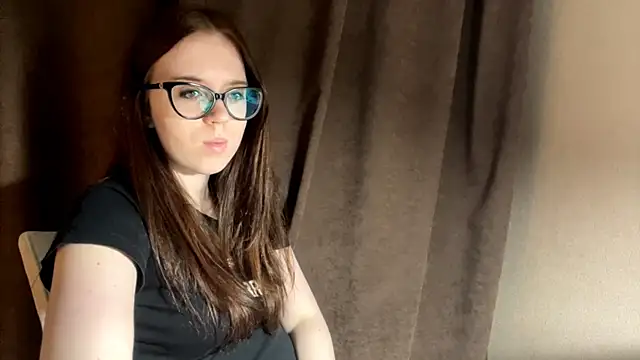 Chatroom XXX en direct de BellyupAlloy