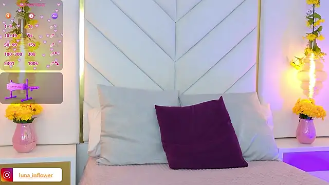 Chat +18 de Flor_delunaa ao vivo