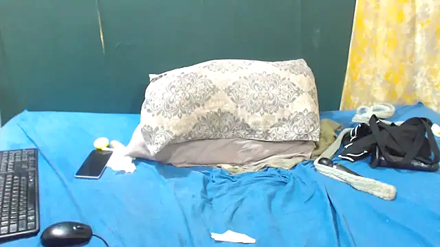 Chat +18 de Damm_Bobbies ao vivo