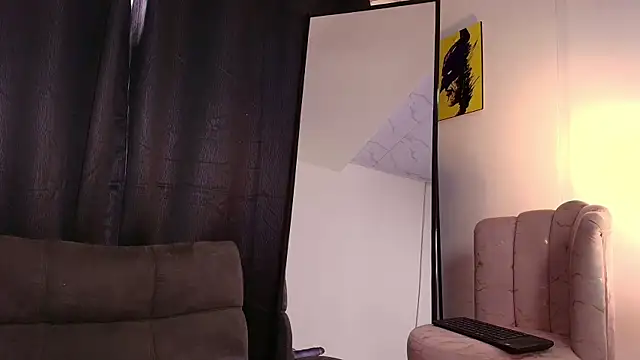 valeria_joens Adlı Modelin Canlı XXX Sohbeti