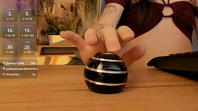 Elainebeness Live XXX-Chat