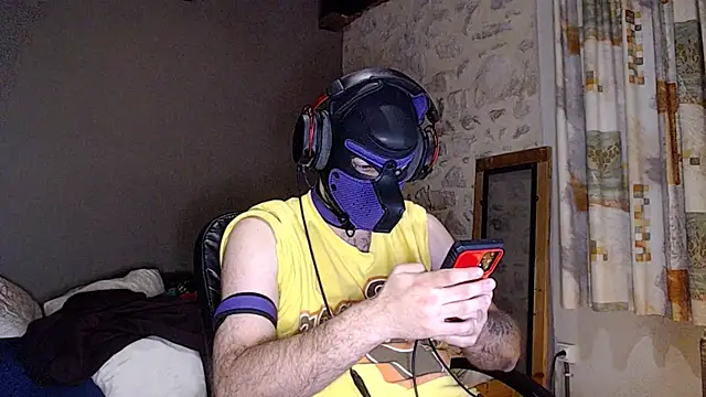 young_bear06: онлайн-секс-чат