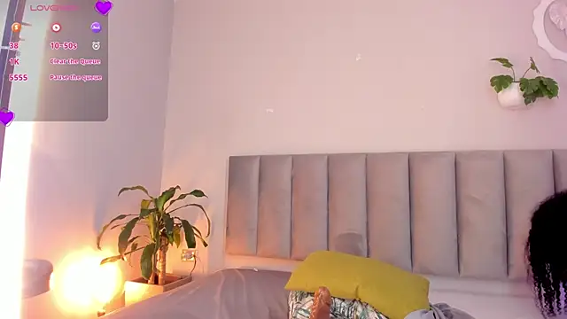 Tina_curly's Live XXX Chat