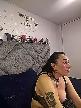 Shantey_Laurent Live XXX-chat