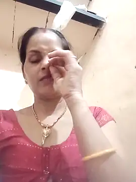 Show modela Hasmi_hot09 na web-kameri