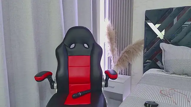 AmyTorres_ 现场XXX聊天