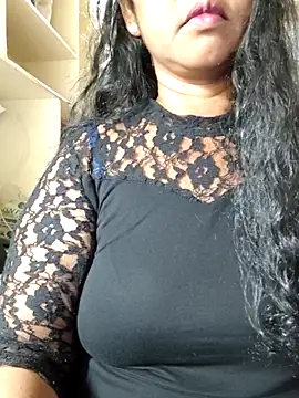 Chat XXX en directo de AMRUTHA-116