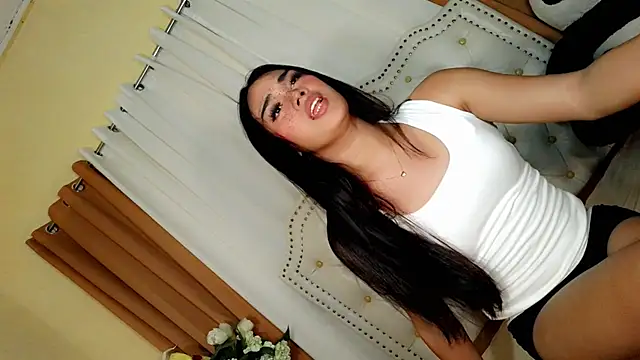 Pertunjukan Kamera Web itsmadisonfucker