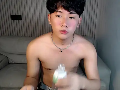 dangerzone0122 Webcam Show