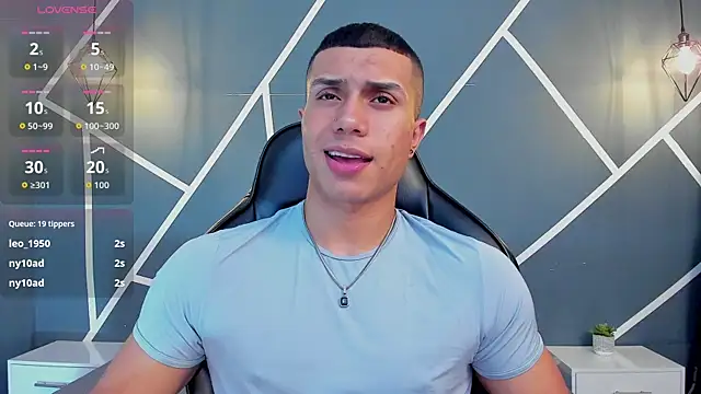 bruno_cavalli: απευθείας συνομιλία ΧΧΧ