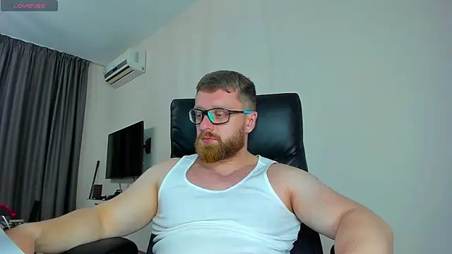 Findom_guyのライブXXXチャット