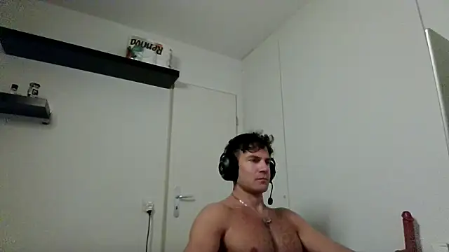 alpha-hunk Webcam-Show