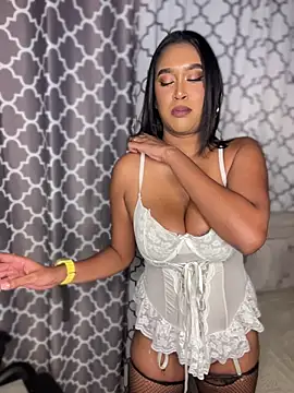 Emii_Loveのウェブカメラショー