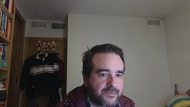 curiosillo83's Live XXX Chat