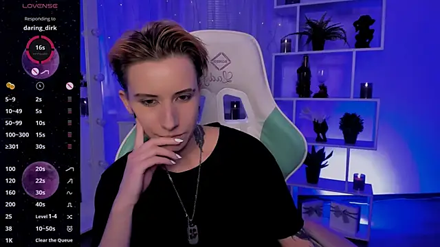 _Rein_ramm élő XXX-chatje